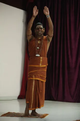 https://nithyananda.org/sites/default/files/photo-gallery/IMG_0922.JPG?1359185850