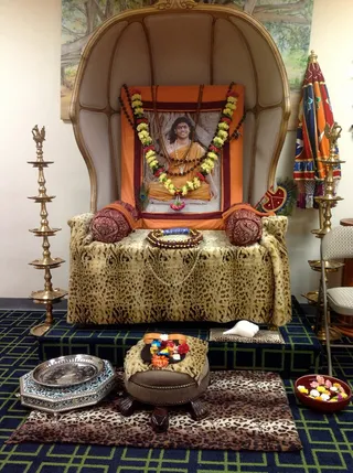 http://nithyananda.org/sites/default/files/photo-gallery/IMG_1019.jpg