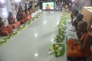 http://nithyananda.org/sites/default/files/photo-gallery/IMG_1126.JPG