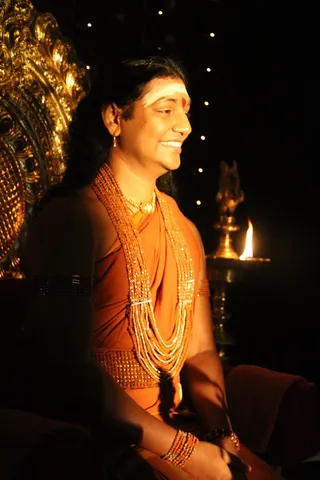 http://nithyananda.org/sites/default/files/photo-gallery/IMG_1254.JPG