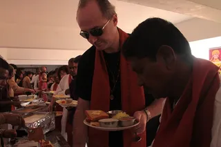 http://nithyananda.org/sites/default/files/photo-gallery/IMG_1450_2.JPG