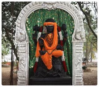 Dakshinamurthy Under the Banyan Tree