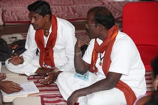 http://nithyananda.org/sites/default/files/photo-gallery/IMG_2324_0.JPG