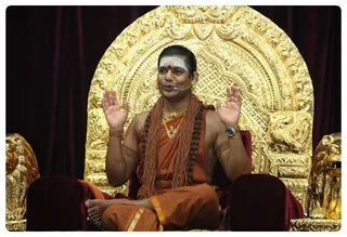 http://nithyananda.org/sites/default/files/photo-gallery/IMG_2568.JPG