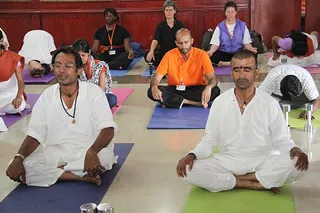 http://nithyananda.org/sites/default/files/photo-gallery/IMG_2643_0.JPG