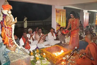 http://nithyananda.org/sites/default/files/photo-gallery/IMG_2687_0.JPG