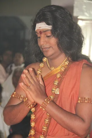 http://nithyananda.org/sites/default/files/photo-gallery/IMG_2701_0.JPG