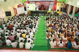 http://nithyananda.org/sites/default/files/photo-gallery/IMG_2859.JPG