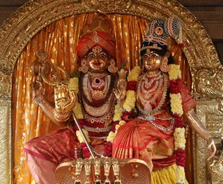 Sri Nithyanandeswra and Nithyanandeswari From Bidadi