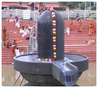 https://nithyananda.org/sites/default/files/photo-gallery/IMG_3517-2-06-13-43.JPG?1370293468