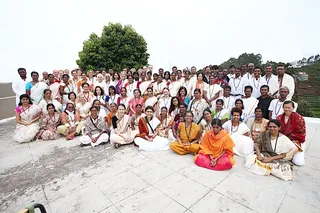 http://nithyananda.org/sites/default/files/photo-gallery/IMG_4087_1.JPG