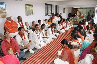 http://nithyananda.org/sites/default/files/photo-gallery/IMG_4240_1.JPG
