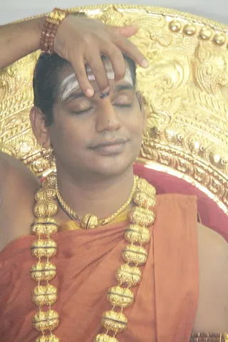 http://nithyananda.org/sites/default/files/photo-gallery/IMG_4294.JPG
