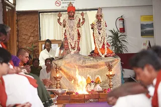 http://nithyananda.org/sites/default/files/photo-gallery/IMG_4761.JPG