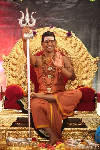 http://nithyananda.org/sites/default/files/photo-gallery/IMG_4924_0.JPG