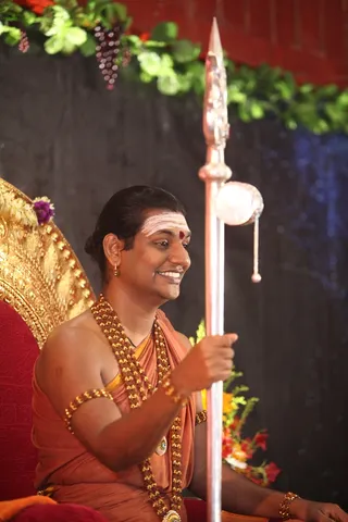 http://nithyananda.org/sites/default/files/photo-gallery/IMG_4936_0.JPG