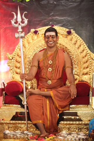 http://nithyananda.org/sites/default/files/photo-gallery/IMG_4938_0.JPG