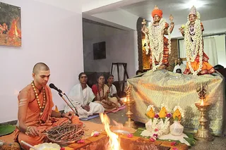 http://nithyananda.org/sites/default/files/photo-gallery/IMG_4957_0.JPG