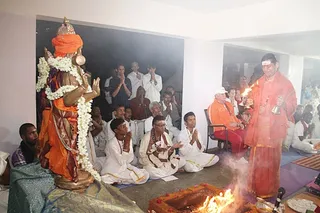 http://nithyananda.org/sites/default/files/photo-gallery/IMG_4974_0.JPG