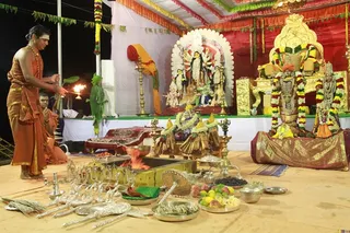 http://nithyananda.org/sites/default/files/photo-gallery/IMG_5446.JPG