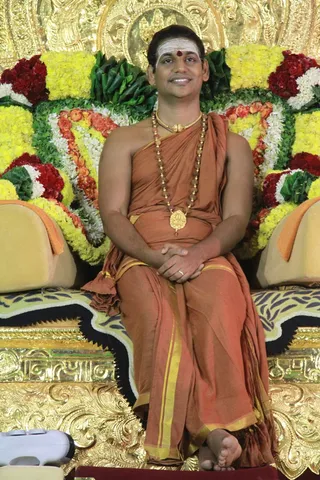 http://nithyananda.org/sites/default/files/photo-gallery/IMG_5750.JPG