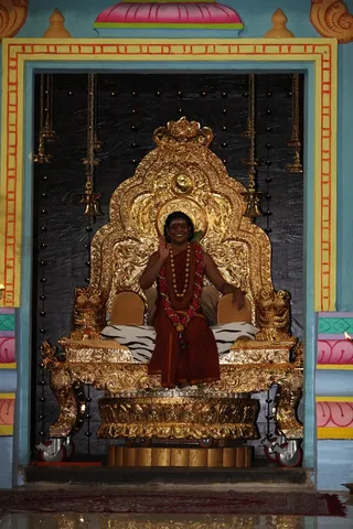 https://nithyananda.org/sites/default/files/photo-gallery/IMG_6050.JPG?1366208347