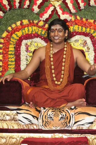 https://nithyananda.org/sites/default/files/photo-gallery/IMG_6176.JPG?1366216075