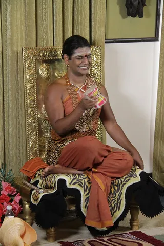 http://nithyananda.org/sites/default/files/photo-gallery/IMG_6357.JPG