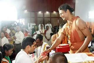 http://nithyananda.org/sites/default/files/photo-gallery/IMG_6436.JPG