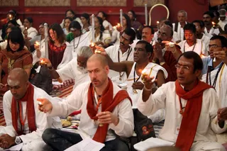 http://nithyananda.org/sites/default/files/photo-gallery/IMG_6640_0.JPG