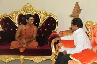 http://nithyananda.org/sites/default/files/photo-gallery/IMG_6830.JPG
