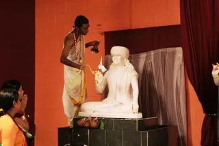 http://nithyananda.org/sites/default/files/photo-gallery/IMG_6958_0.jpg