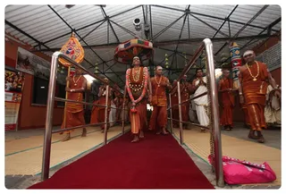 http://nithyananda.org/sites/default/files/photo-gallery/IMG_7432.JPG
