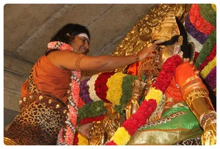 http://nithyananda.org/sites/default/files/photo-gallery/IMG_7446.JPG