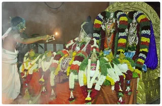 http://nithyananda.org/sites/default/files/photo-gallery/IMG_7534.JPG