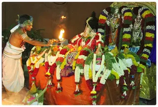 http://nithyananda.org/sites/default/files/photo-gallery/IMG_7535.JPG