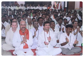 Devotees all gathered for the auspicious occassion.