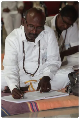 http://nithyananda.org/sites/default/files/photo-gallery/IMG_7718.JPG