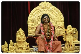 http://nithyananda.org/sites/default/files/photo-gallery/IMG_8156.JPG