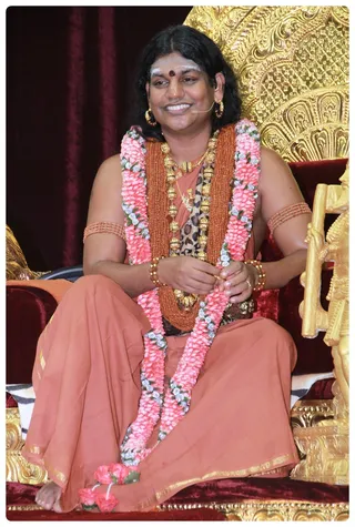 http://nithyananda.org/sites/default/files/photo-gallery/IMG_8184.JPG