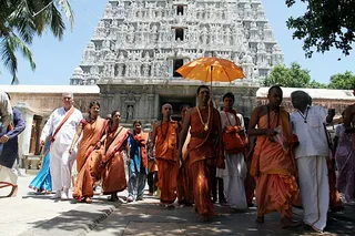 http://nithyananda.org/sites/default/files/photo-gallery/IMG_8225_0.JPG