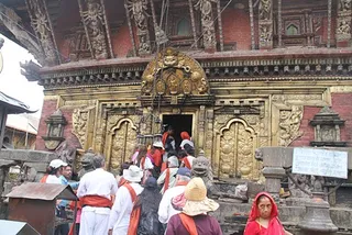 http://nithyananda.org/sites/default/files/photo-gallery/IMG_8565_1.JPG