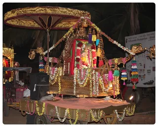 http://nithyananda.org/sites/default/files/photo-gallery/IMG_8603.JPG