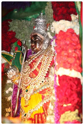 http://nithyananda.org/sites/default/files/photo-gallery/IMG_8671.JPG