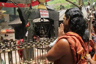 http://nithyananda.org/sites/default/files/photo-gallery/IMG_8837_0.JPG