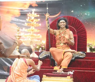 http://nithyananda.org/sites/default/files/photo-gallery/IMG_8879_0.JPG