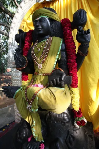 http://nithyananda.org/sites/default/files/photo-gallery/IMG_9028.JPG