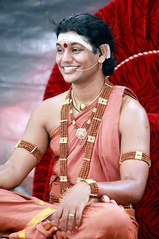 http://nithyananda.org/sites/default/files/photo-gallery/IMG_9033_0.JPG