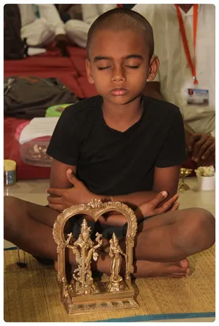 http://nithyananda.org/sites/default/files/photo-gallery/IMG_9035_1.JPG