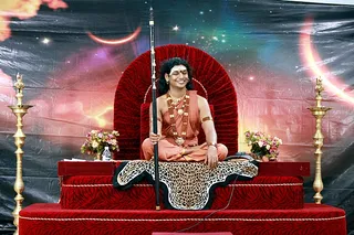 http://nithyananda.org/sites/default/files/photo-gallery/IMG_9075_0.JPG